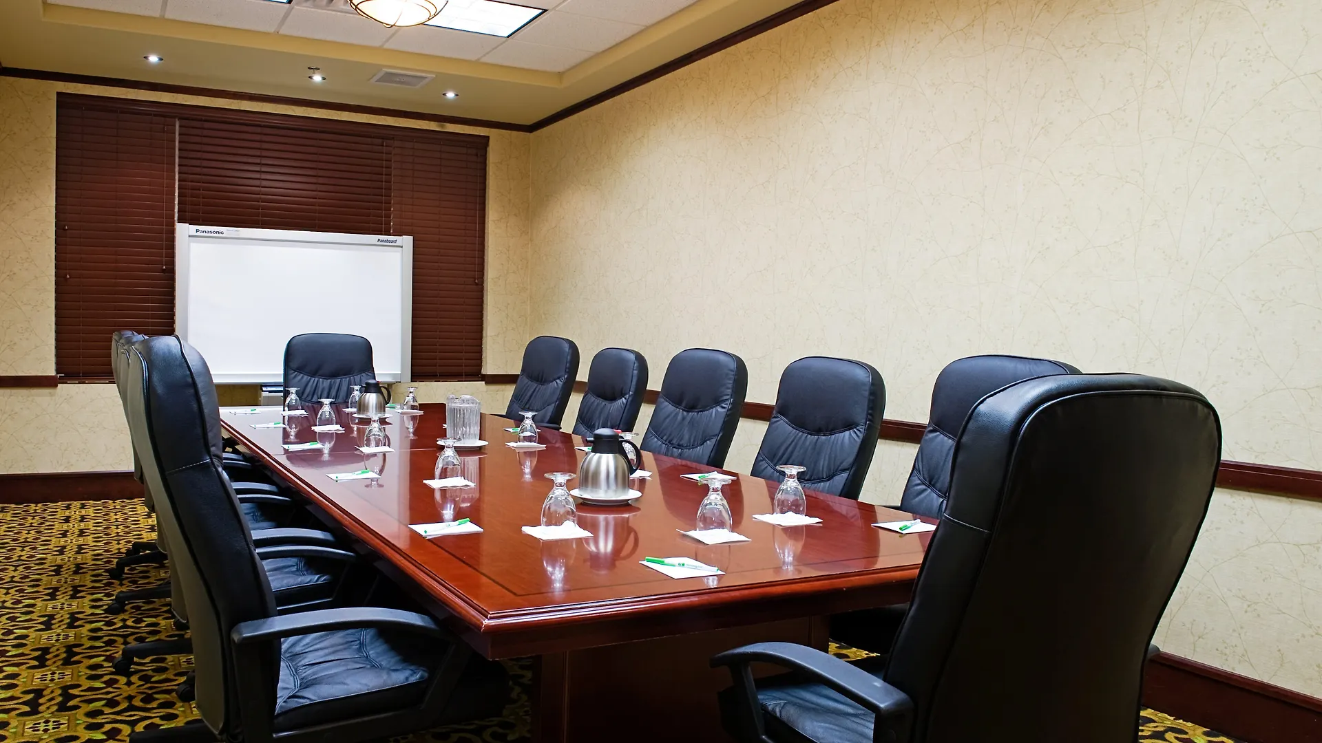 Holiday Inn Hotel & Suites-West Edmonton By Ihg Canada